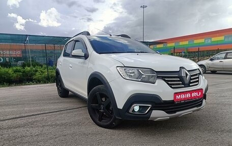 Renault Sandero II рестайлинг, 2020 год, 1 380 000 рублей, 1 фотография