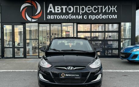 Hyundai Solaris II рестайлинг, 2012 год, 860 000 рублей, 6 фотография