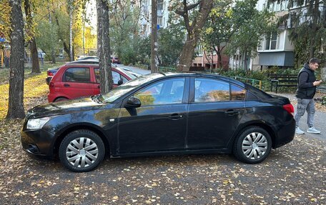 Chevrolet Cruze II, 2010 год, 335 000 рублей, 8 фотография