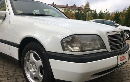 Mercedes-Benz C-Класс, 1995 год, 410 000 рублей, 13 фотография