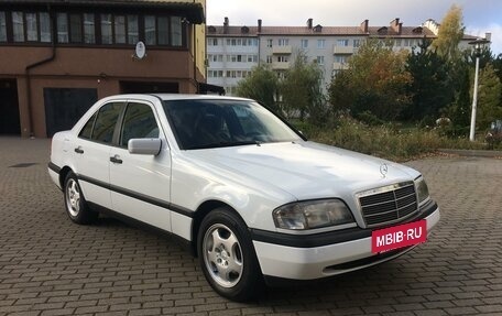 Mercedes-Benz C-Класс, 1995 год, 410 000 рублей, 28 фотография