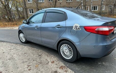 KIA Rio III рестайлинг, 2013 год, 950 000 рублей, 4 фотография