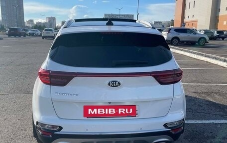 KIA Sportage IV рестайлинг, 2019 год, 2 650 000 рублей, 4 фотография