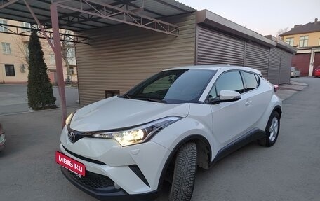 Toyota C-HR I рестайлинг, 2019 год, 2 950 000 рублей, 5 фотография