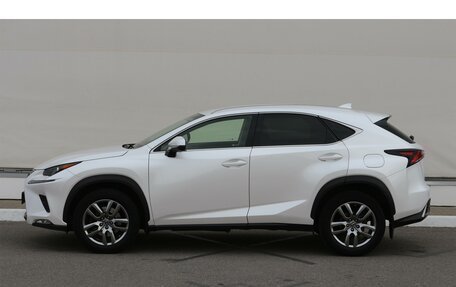 Lexus NX I, 2017 год, 3 100 000 рублей, 8 фотография