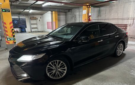 Toyota Camry, 2019 год, 3 100 000 рублей, 7 фотография