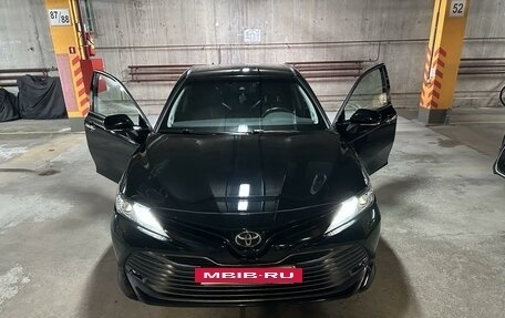 Toyota Camry, 2019 год, 3 100 000 рублей, 14 фотография