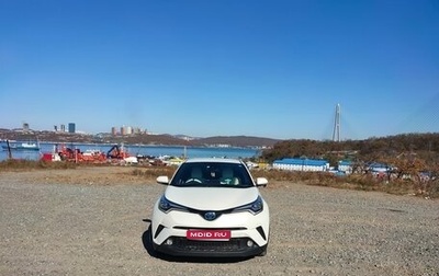 Toyota C-HR I рестайлинг, 2018 год, 2 100 000 рублей, 1 фотография