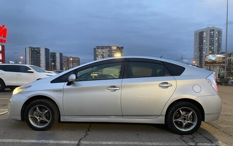 Toyota Prius, 2012 год, 1 530 000 рублей, 3 фотография