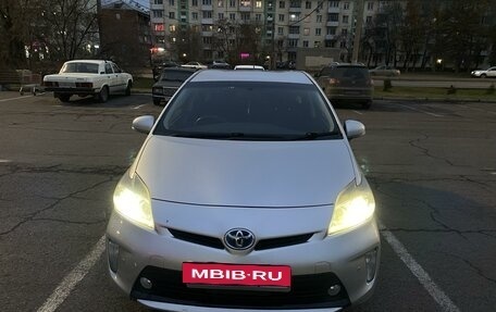 Toyota Prius, 2012 год, 1 530 000 рублей, 2 фотография