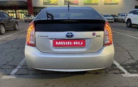 Toyota Prius, 2012 год, 1 530 000 рублей, 4 фотография