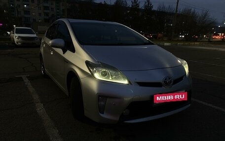 Toyota Prius, 2012 год, 1 530 000 рублей, 11 фотография