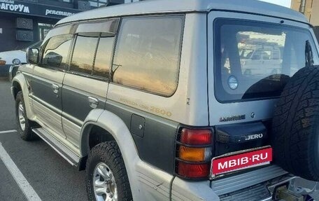 Mitsubishi Pajero III рестайлинг, 1997 год, 1 050 000 рублей, 1 фотография