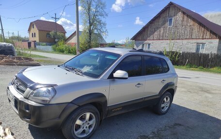 Hyundai Tucson III, 2007 год, 900 000 рублей, 1 фотография