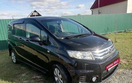 Honda Freed I, 2011 год, 1 130 000 рублей, 7 фотография