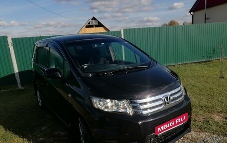 Honda Freed I, 2011 год, 1 130 000 рублей, 4 фотография