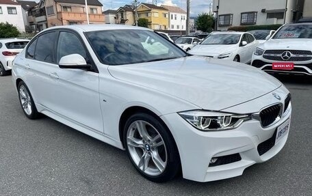 BMW 3 серия, 2017 год, 1 750 000 рублей, 3 фотография