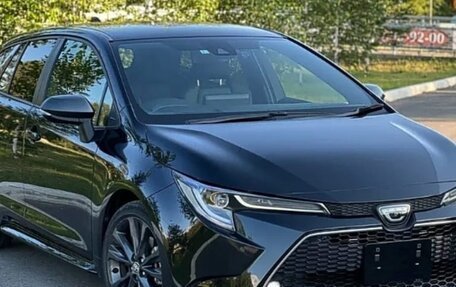 Toyota Corolla, 2019 год, 1 900 000 рублей, 4 фотография