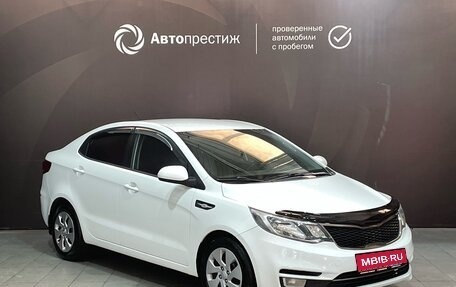 KIA Rio III рестайлинг, 2015 год, 990 000 рублей, 1 фотография