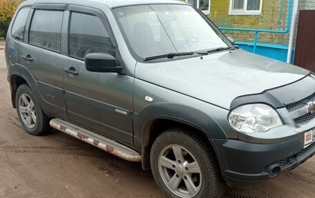 Chevrolet Niva I рестайлинг, 2012 год, 458 000 рублей, 5 фотография