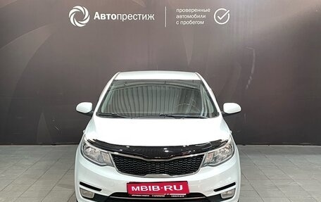 KIA Rio III рестайлинг, 2015 год, 990 000 рублей, 2 фотография