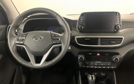 Hyundai Tucson III, 2019 год, 2 420 000 рублей, 10 фотография