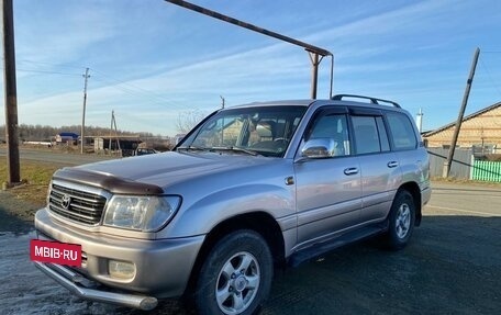 Toyota Land Cruiser 100 рестайлинг 2, 2000 год, 1 600 000 рублей, 3 фотография