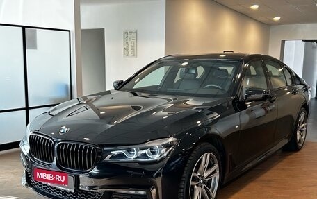 BMW 7 серия, 2018 год, 3 500 000 рублей, 1 фотография