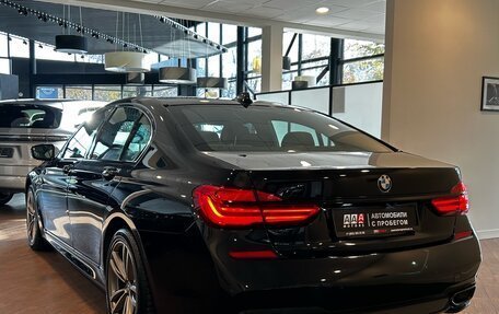 BMW 7 серия, 2018 год, 3 500 000 рублей, 2 фотография