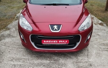 Peugeot 308 II, 2011 год, 650 000 рублей, 3 фотография