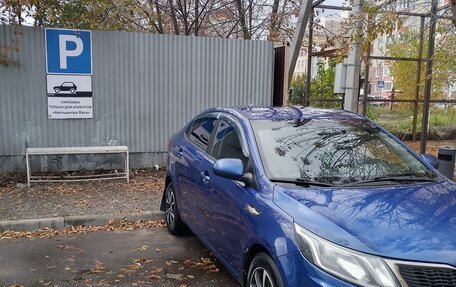 KIA Rio III рестайлинг, 2011 год, 750 000 рублей, 6 фотография