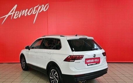 Volkswagen Tiguan II, 2018 год, 2 849 000 рублей, 3 фотография