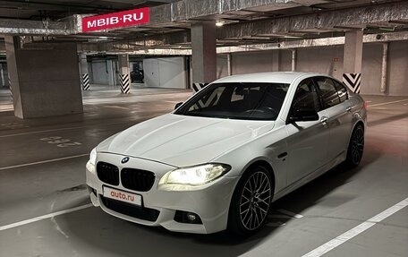 BMW 5 серия, 2014 год, 2 350 000 рублей, 5 фотография