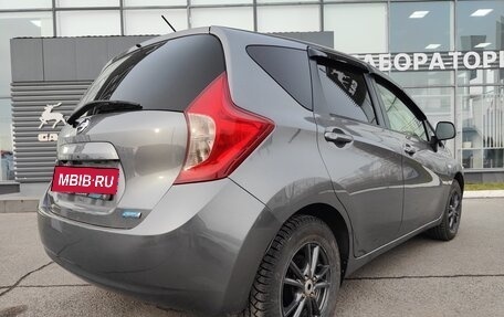 Nissan Note II рестайлинг, 2013 год, 900 000 рублей, 17 фотография