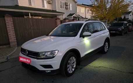 Volkswagen Tiguan II, 2020 год, 3 200 000 рублей, 6 фотография