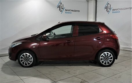 Mazda 2 III, 2011 год, 849 800 рублей, 16 фотография