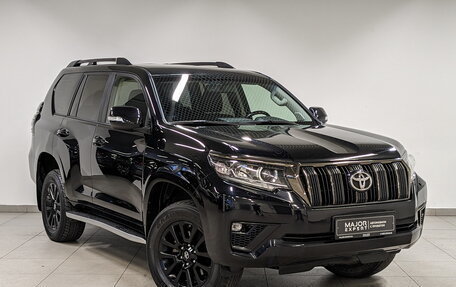 Toyota Land Cruiser Prado 150 рестайлинг 2, 2021 год, 6 650 000 рублей, 3 фотография