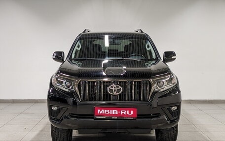 Toyota Land Cruiser Prado 150 рестайлинг 2, 2021 год, 6 650 000 рублей, 2 фотография