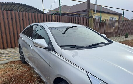 Hyundai Sonata VI, 2011 год, 1 300 000 рублей, 18 фотография