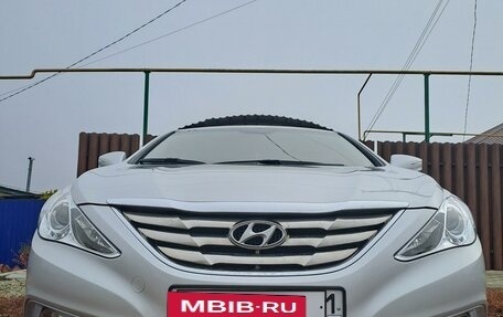 Hyundai Sonata VI, 2011 год, 1 300 000 рублей, 22 фотография