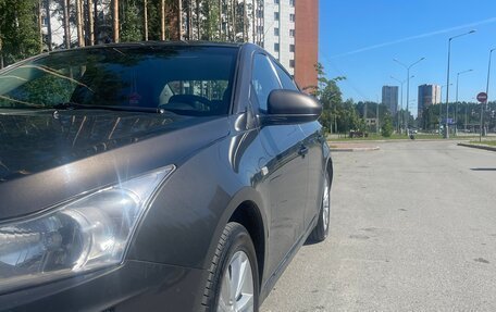 Chevrolet Cruze II, 2013 год, 870 000 рублей, 3 фотография