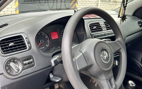 Volkswagen Polo VI (EU Market), 2012 год, 870 000 рублей, 5 фотография