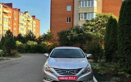 Hyundai Sonata VI, 2011 год, 1 100 000 рублей, 7 фотография