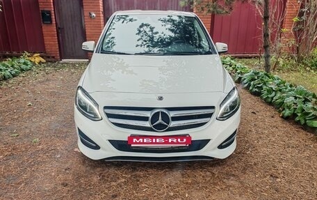 Mercedes-Benz B-Класс, 2018 год, 2 000 000 рублей, 2 фотография