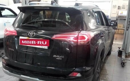 Toyota RAV4, 2018 год, 2 489 000 рублей, 3 фотография