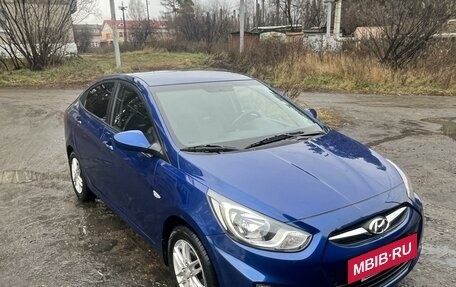 Hyundai Solaris II рестайлинг, 2011 год, 900 000 рублей, 8 фотография