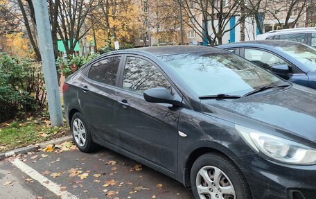 Hyundai Solaris II рестайлинг, 2014 год, 850 000 рублей, 2 фотография