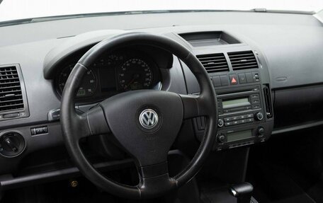 Volkswagen Polo IV рестайлинг, 2006 год, 499 000 рублей, 12 фотография