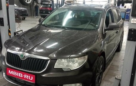 Skoda Superb III рестайлинг, 2013 год, 1 275 000 рублей, 1 фотография