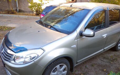 Renault Sandero I, 2011 год, 700 000 рублей, 2 фотография